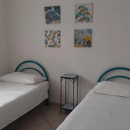 Casa Isabel Nyaraló *